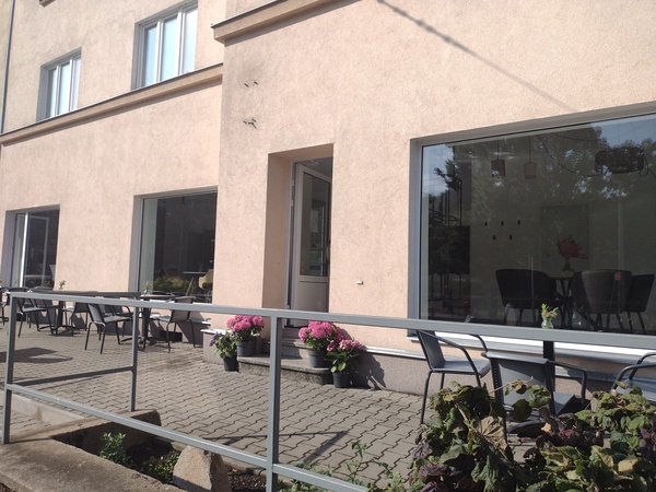 kavárna Nina Kafé Masarykova ulice Ústí nad Labem prodej lokálních květin