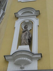 socha alegorie moudrosti dům na rohu v jirchářích u nádraží ústí nad labem